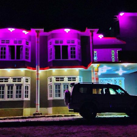 Skardu One Resort And Guest House Eksteriør bilde
